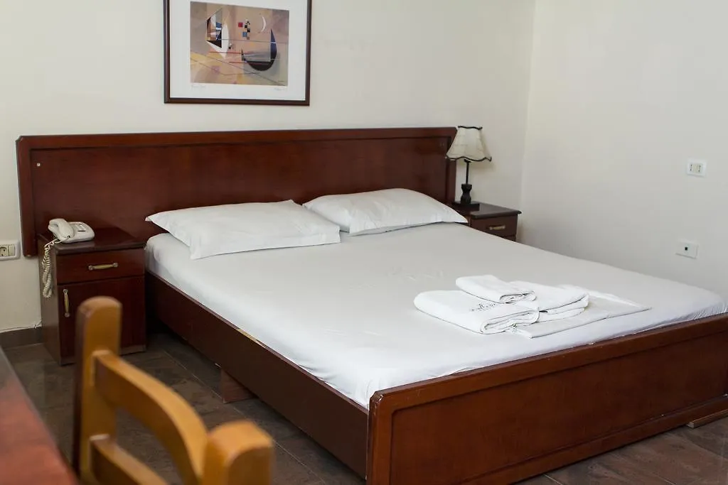 Guest house Vila 57 Hotel Tirana