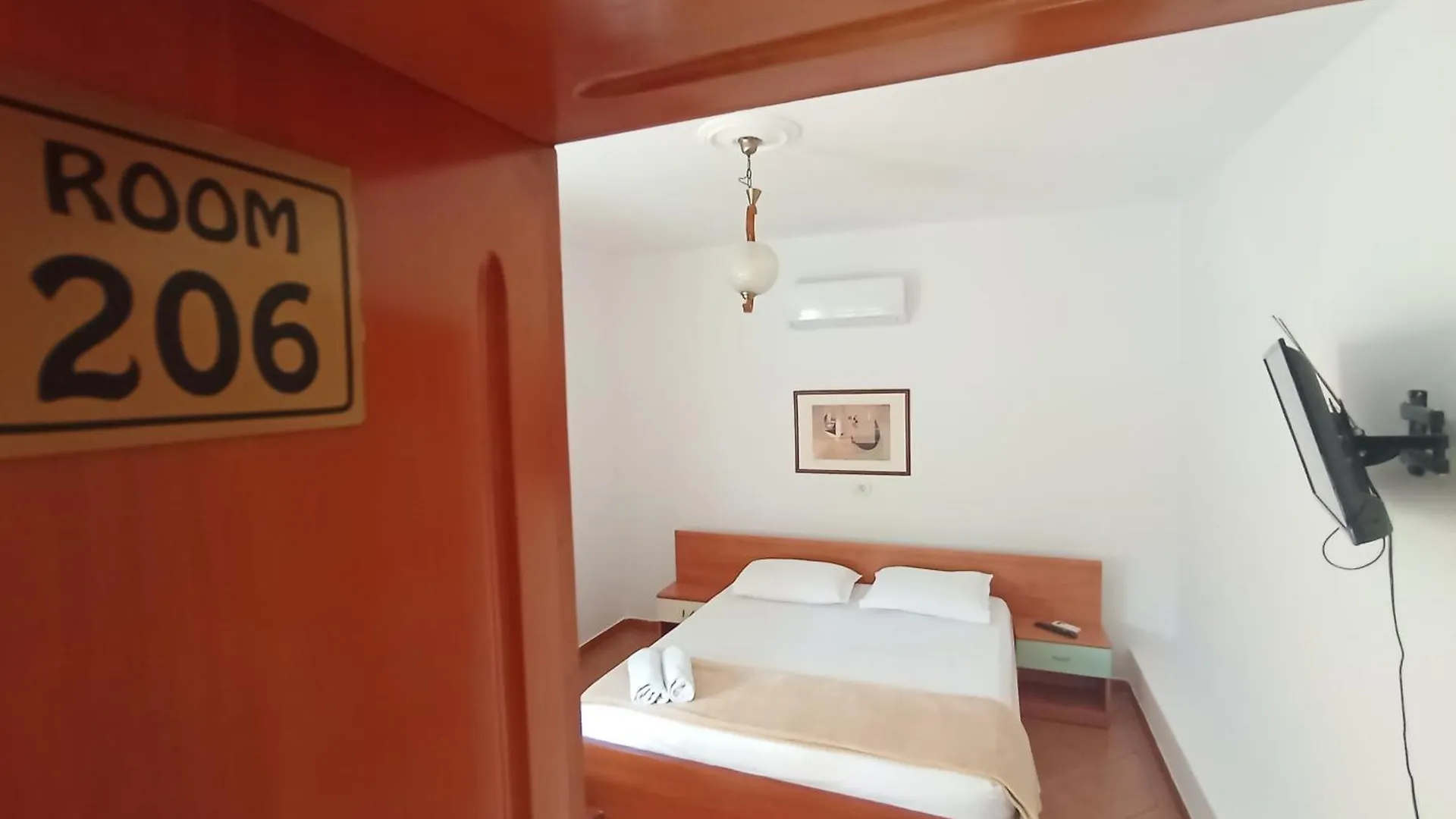 Vila 57 Hotel ティラナ 2*,  アルバニア